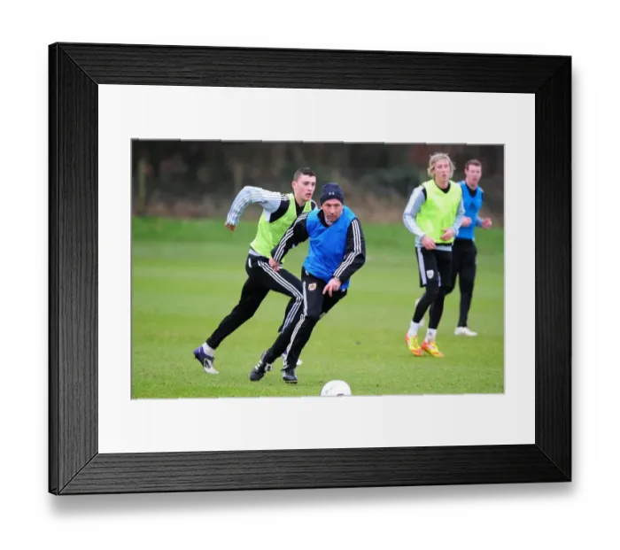 Framed Print : Derek McInnes Training with Bristol City FC, January 2012 Framed Print : Derek McInnes Training with Bristol City FC, January 2012