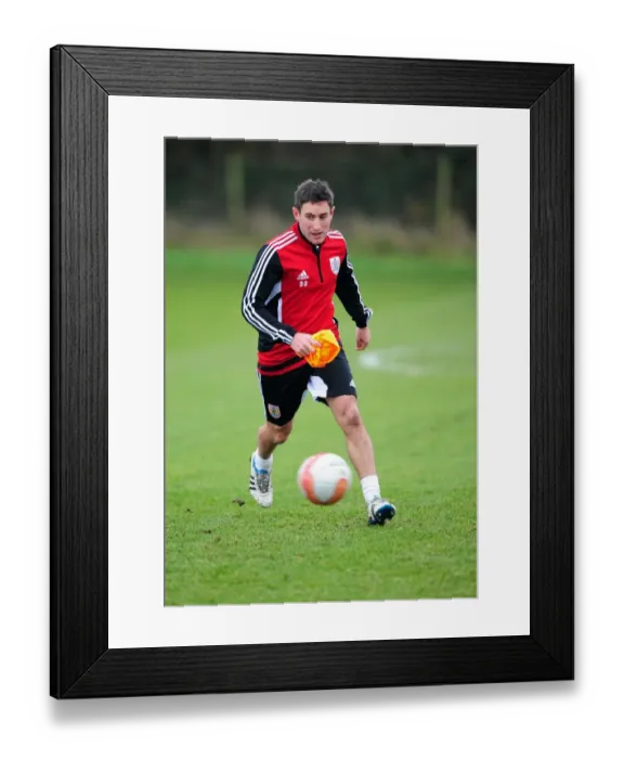 Framed Print : Bristol City: Lee Johnson in Training Focus Framed Print : Bristol City: Lee Johnson in Training Focus