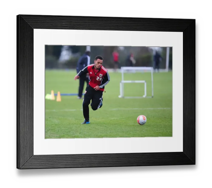 Framed Print : Bristol City: Training Session with Aaron Hollaway