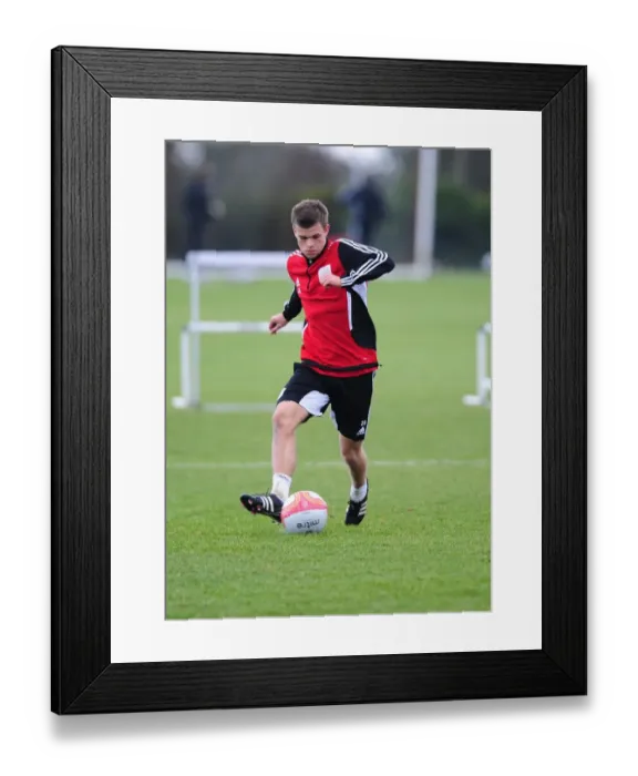 Framed Print : Bristol City: Henry Muggeridge in Training Framed Print : Bristol City: Henry Muggeridge in Training
