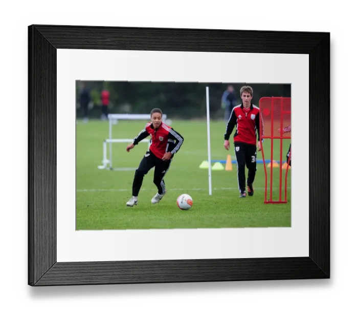 Framed Print : Bobby Reid in Deep Focus: Training Intensity at Bristol City Football Club Framed Print : Bobby Reid in Deep Focus: Training Intensity at Bristol City Football Club