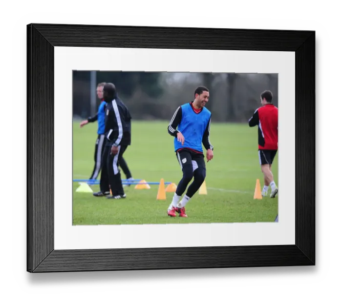 Framed Print : Bristol City Football Club: Lewin Nyatanga in Training