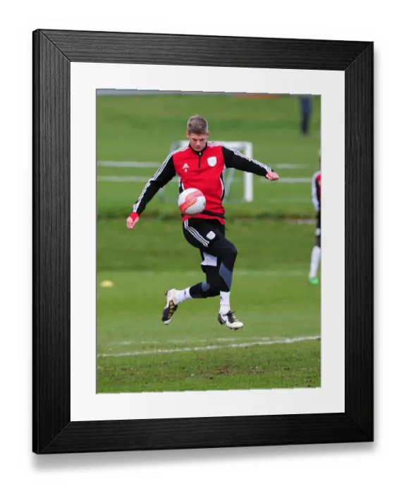 Framed Print : Bristol City's Jon Stead in Training Framed Print : Bristol City's Jon Stead in Training