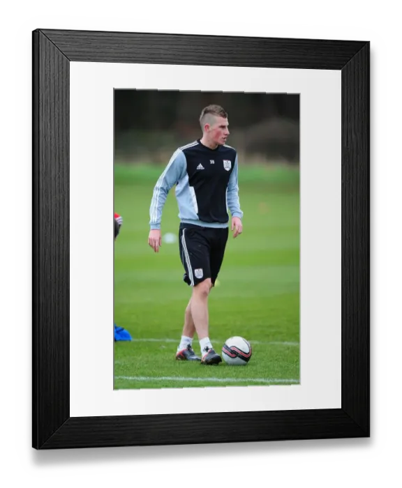 Framed Print : Bristol City: Chris Wood in Training Focus