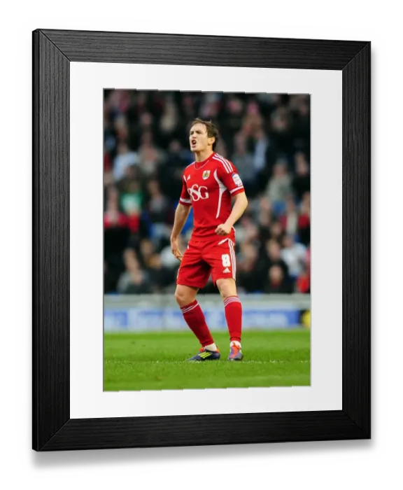 Framed Print : Neil Kilkenny of Bristol City in Championship Match against Brighton - 14.01.2012 Framed Print : Neil Kilkenny of Bristol City in Championship Match against Brighton - 14.01.2012