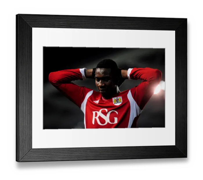 Framed Print : Championship Football: Yannick Bolasie of Bristol City Faces Brighton (14 / 01 / 2012)