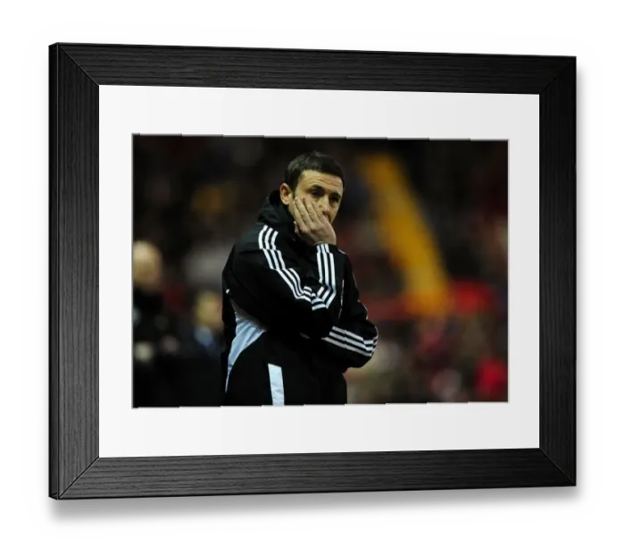 Framed Print : Derek McInnes: Leading Bristol City Against Doncaster Rovers in Championship Match (21st January 2012) Framed Print : Derek McInnes: Leading Bristol City Against Doncaster Rovers in Championship Match (21st January 2012)