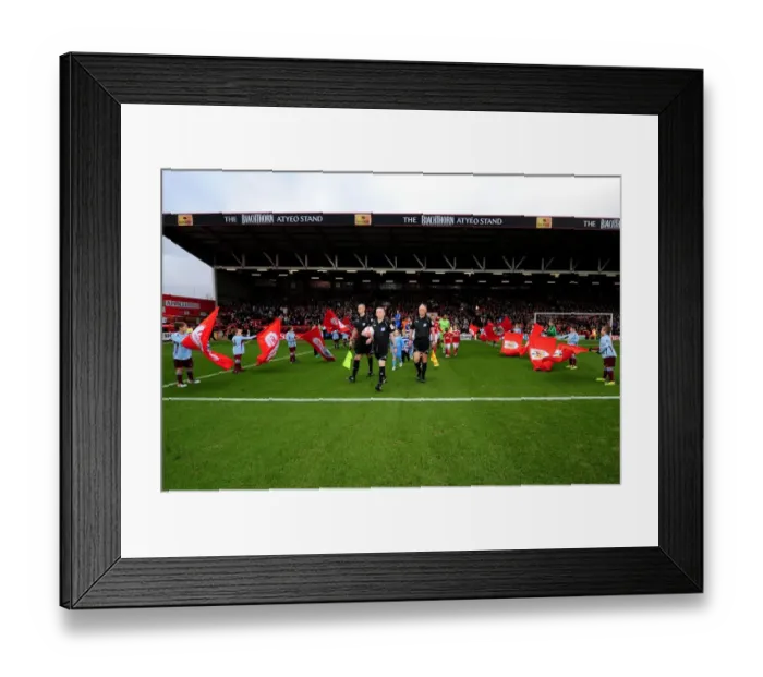 Framed Print : Bristol City vs Doncaster Rovers: A Football Showdown - Season 11-12 Framed Print : Bristol City vs Doncaster Rovers: A Football Showdown - Season 11-12