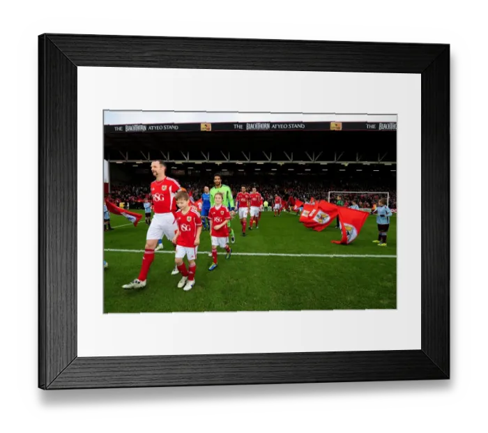 Framed Print : Bristol City vs Doncaster Rovers: A Football Clash from Season 11-12 Framed Print : Bristol City vs Doncaster Rovers: A Football Clash from Season 11-12