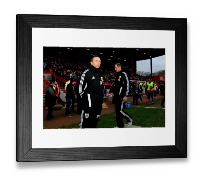 Framed Print : Football Showdown: Bristol City vs Doncaster Rovers - Season 11-12