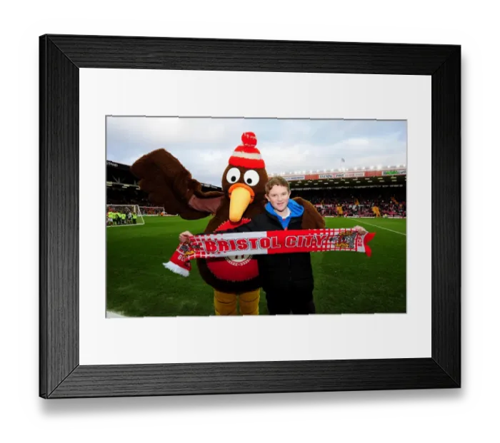 Framed Print : Bristol City vs Doncaster Rovers: A Football Clash from Season 11-12 Framed Print : Bristol City vs Doncaster Rovers: A Football Clash from Season 11-12