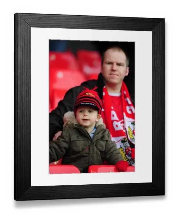 Framed Print : Bristol City vs Doncaster Rovers: A Football Clash from Season 11-12 Framed Print : Bristol City vs Doncaster Rovers: A Football Clash from Season 11-12