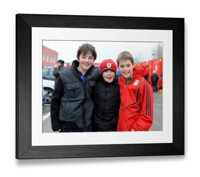 Framed Print : Bristol City vs Doncaster Rovers: A Football Clash from Season 11-12 Framed Print : Bristol City vs Doncaster Rovers: A Football Clash from Season 11-12