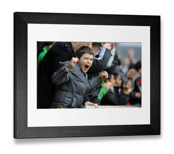 Framed Print : Bristol City vs Doncaster Rovers: A Football Clash from Season 11-12 Framed Print : Bristol City vs Doncaster Rovers: A Football Clash from Season 11-12