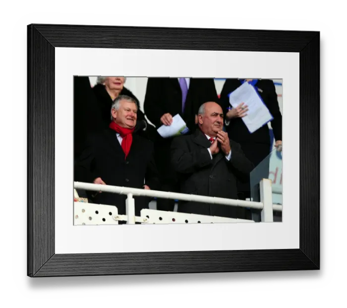 Framed Print : The Clash of the West: Reading vs. Bristol City - Season 11-12 Framed Print : The Clash of the West: Reading vs. Bristol City - Season 11-12