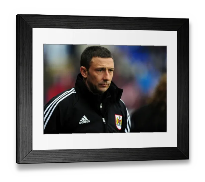 Framed Print : Derek McInnes Leads Bristol City in Championship Clash against Reading, 28 / 01 / 2012 Framed Print : Derek McInnes Leads Bristol City in Championship Clash against Reading, 28 / 01 / 2012