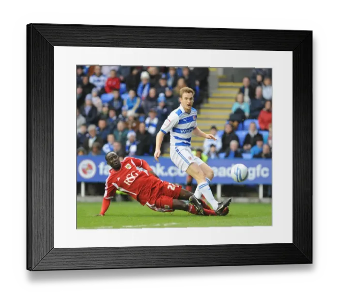 Framed Print : Reading vs. Bristol City: A Clash of Football Talents (Season 11-12) Framed Print : Reading vs. Bristol City: A Clash of Football Talents (Season 11-12)