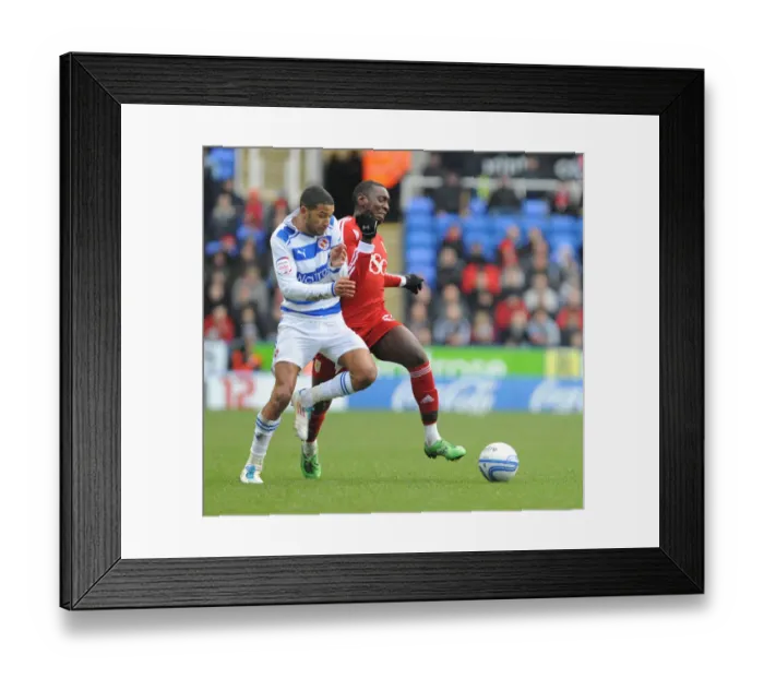 Framed Print : The Clash of the Rivalries: Reading vs. Bristol City - Season 11-12 Framed Print : The Clash of the Rivalries: Reading vs. Bristol City - Season 11-12