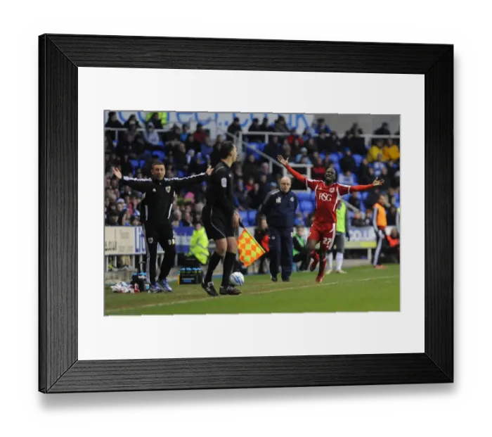Framed Print : The Clash of the West: Reading vs. Bristol City - Season 11-12