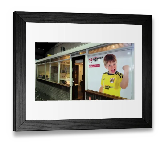 Framed Print : Bristol City vs Doncaster Rovers: A Football Showdown - Season 11-12 Framed Print : Bristol City vs Doncaster Rovers: A Football Showdown - Season 11-12