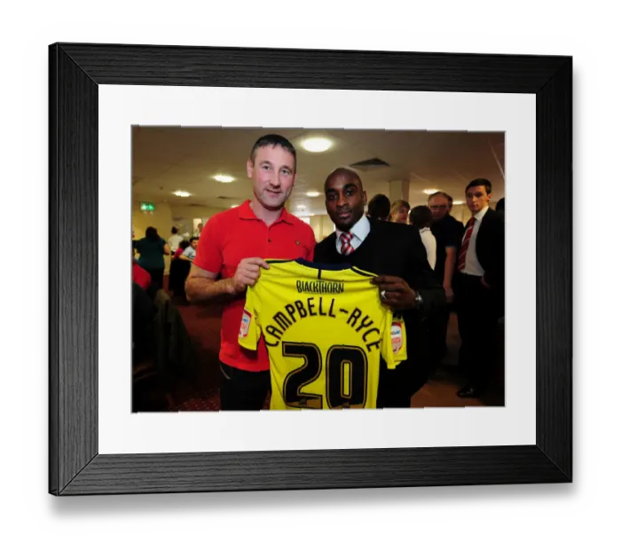 Framed Print : Bristol City vs Doncaster Rovers: Season 11-12 - Football Clash Framed Print : Bristol City vs Doncaster Rovers: Season 11-12 - Football Clash