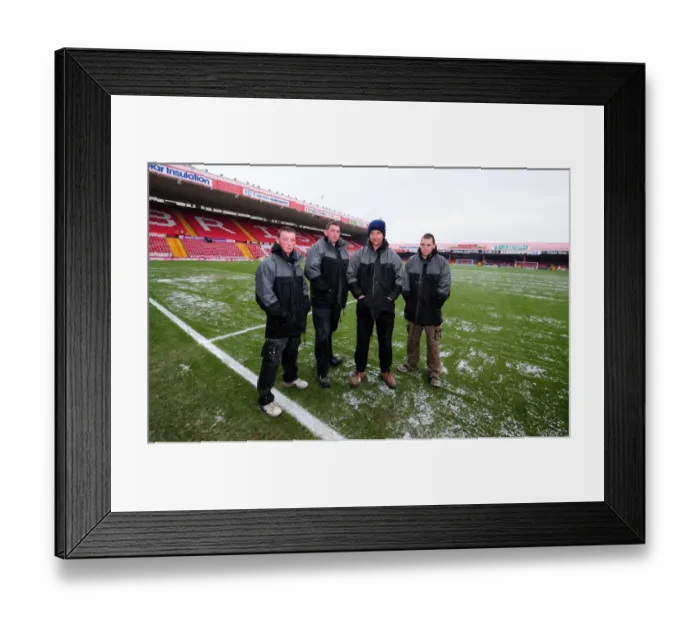 Framed Print : Bristol City vs Leeds United: A Football Rivalry - Season 11-12