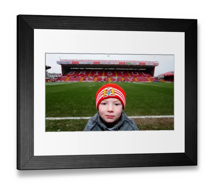 Framed Print : Bristol City First Team: Season 11-12: Bristol City v Leeds United Framed Print : Bristol City First Team: Season 11-12: Bristol City v Leeds United