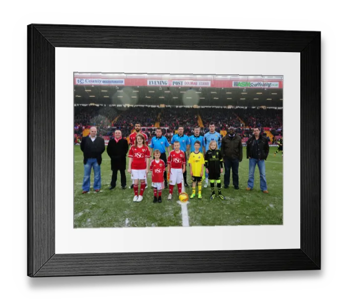 Framed Print : Bristol City v Leeds United Framed Print : Bristol City v Leeds United