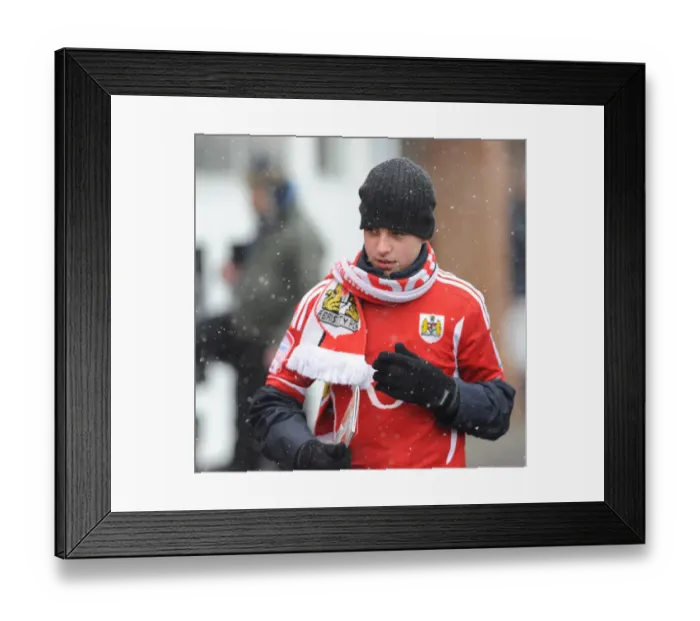 Framed Print : Bristol City vs Leeds United: Reigniting the Rivalry - Season 11-12 Framed Print : Bristol City vs Leeds United: Reigniting the Rivalry - Season 11-12