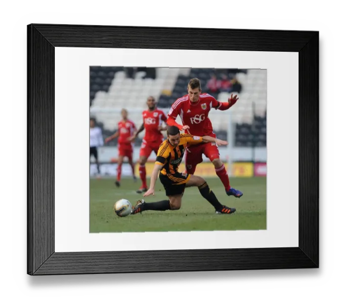 Framed Print : The Clash: Hull City vs. Bristol City - Season 11-12 Framed Print : The Clash: Hull City vs. Bristol City - Season 11-12