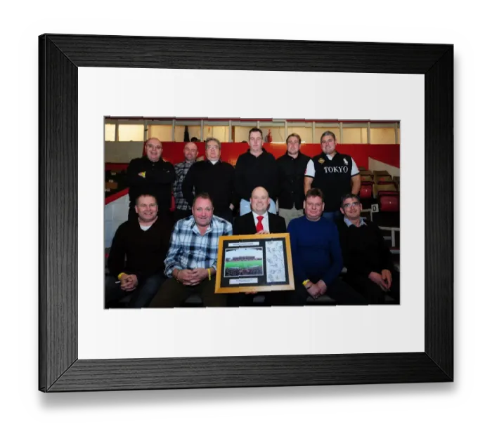 Framed Print : Bristol City vs Crystal Palace: A Football Showdown - Season 11-12 Framed Print : Bristol City vs Crystal Palace: A Football Showdown - Season 11-12