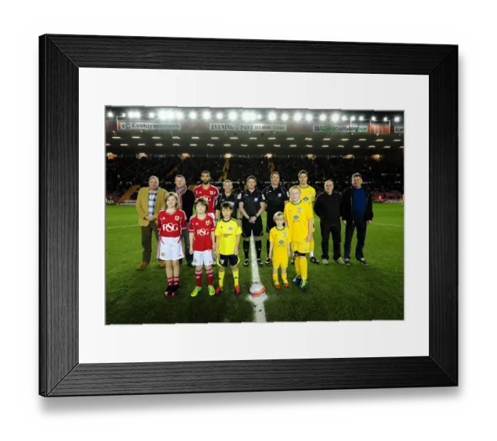 Framed Print : Bristol City vs. Crystal Palace: A Football Rivalry - Season 11-12 Framed Print : Bristol City vs. Crystal Palace: A Football Rivalry - Season 11-12