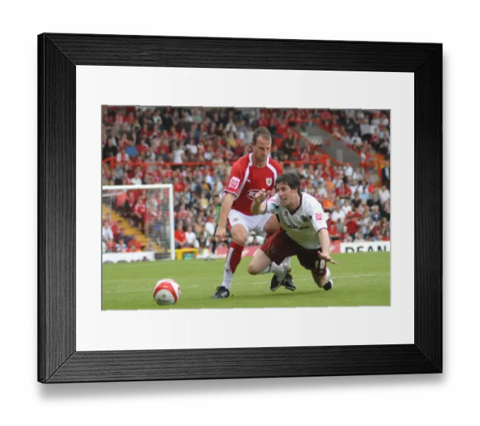 Framed Print : Bristol City vs Burnley: A Clash from the 07-08 Season Framed Print : Bristol City vs Burnley: A Clash from the 07-08 Season