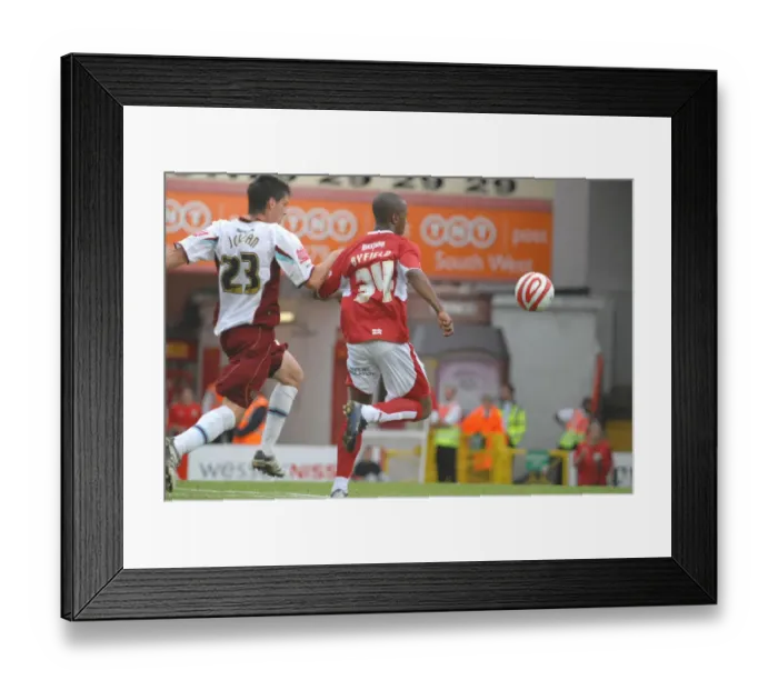 Framed Print : Bristol City vs Burnley: A 07-08 Season Showdown (Bristol City V Burnley)