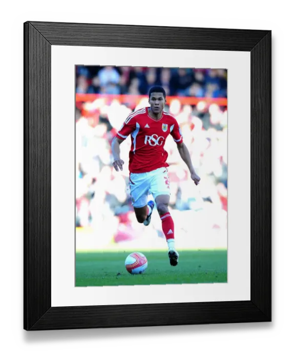 Framed Print : Bristol City vs Blackpool: Jordan Spence in Action at Ashton Gate Stadium, 2012 Framed Print : Bristol City vs Blackpool: Jordan Spence in Action at Ashton Gate Stadium, 2012