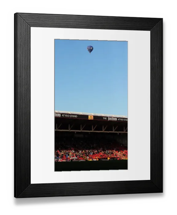 Framed Print : Bristol City vs Blackpool: Rivalry on the Field at Ashton Gate, 2012
