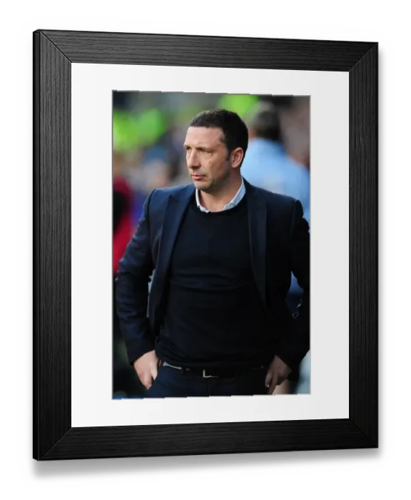 Framed Print : Derek McInnes Leads Bristol City at Portman Road Against Ipswich Town, March 3, 2012 Framed Print : Derek McInnes Leads Bristol City at Portman Road Against Ipswich Town, March 3, 2012