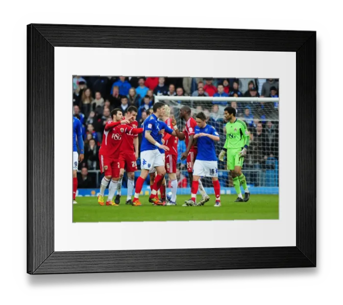 Framed Print : Portsmouth vs. Bristol City: Clash at Fratton Park, 17-03-2012