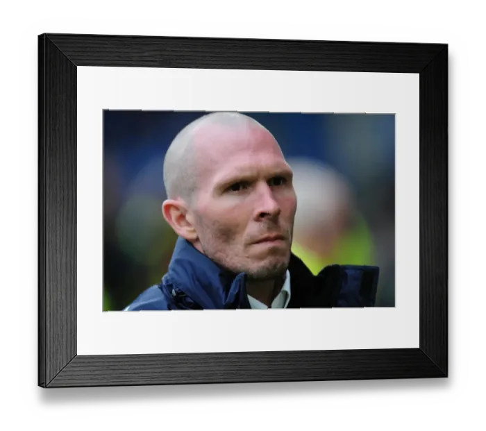 Framed Print : Michael Appleton Leads Portsmouth Against Bristol City at Fratton Park, 17th March 2012