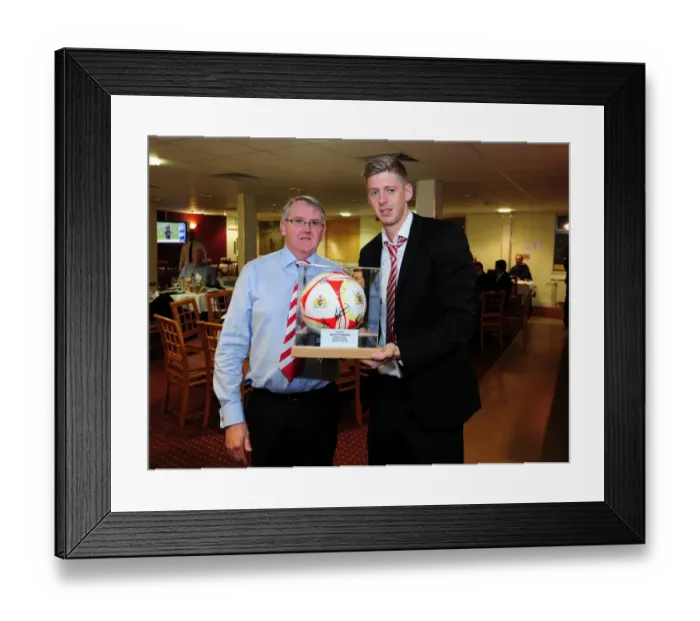 Framed Print : Bristol City vs. Watford: Football Rivalry - Season 11-12 Framed Print : Bristol City vs. Watford: Football Rivalry - Season 11-12
