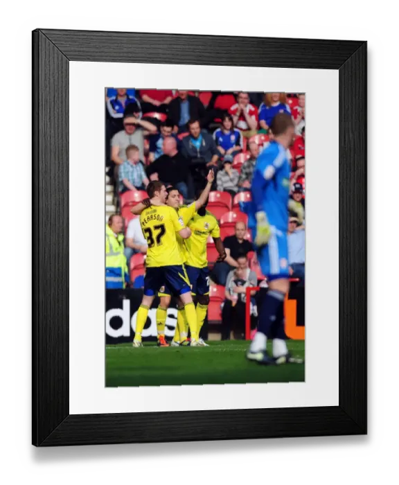 Framed Print : Hogan Ephraim Scores Thrilling Debut Goal for Bristol City against Middlesbrough at Riverside Stadium (24 / 03 / 2012) Framed Print : Hogan Ephraim Scores Thrilling Debut Goal for Bristol City against Middlesbrough at Riverside Stadium (24 / 03 / 2012)