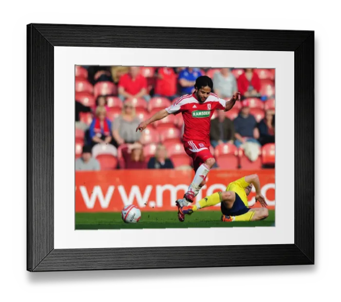 Framed Print : Hogan Ephraim vs. Merouane Zemmama: Battle at Riverside Stadium