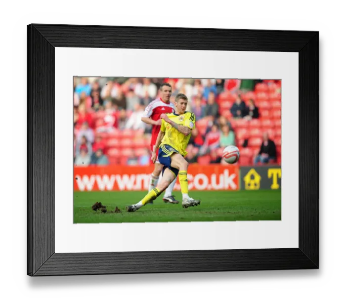 Framed Print : Jon Stead's Dramatic Shooting Moment: Middlesbrough vs. Bristol City, Riverside Stadium, 2012 Framed Print : Jon Stead's Dramatic Shooting Moment: Middlesbrough vs. Bristol City, Riverside Stadium, 2012