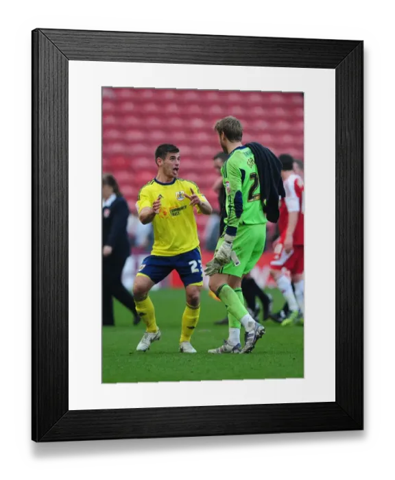 Framed Print : Middlesbrough vs. Bristol City: Edwards and Gerken in Action at Riverside Stadium, 2012 Framed Print : Middlesbrough vs. Bristol City: Edwards and Gerken in Action at Riverside Stadium, 2012