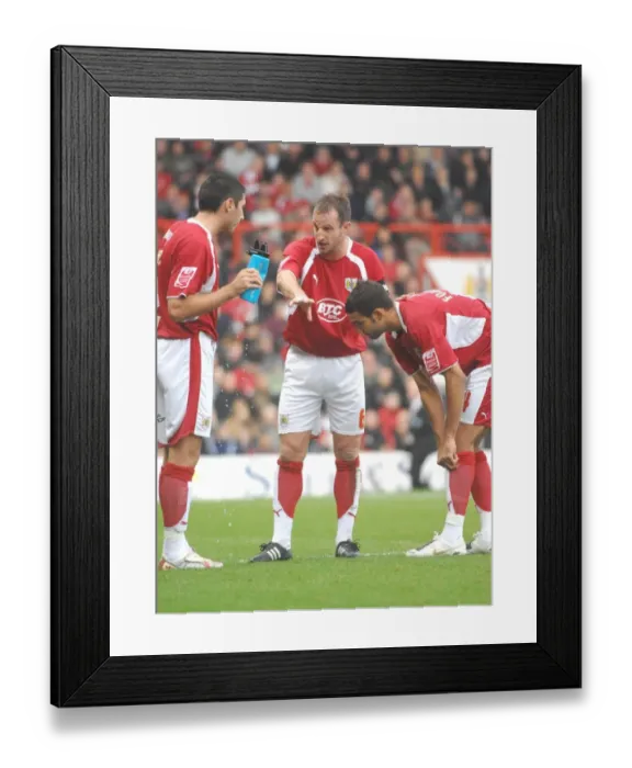 Framed Print : Louis Carey in Action: Bristol City vs Stoke City Framed Print : Louis Carey in Action: Bristol City vs Stoke City