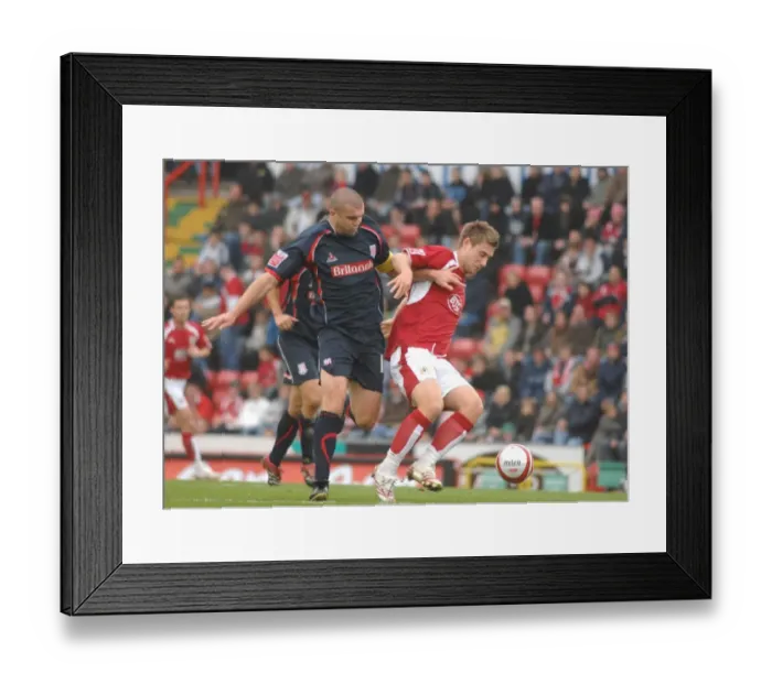 Framed Print : David Noble in Action: Bristol City vs Stoke City