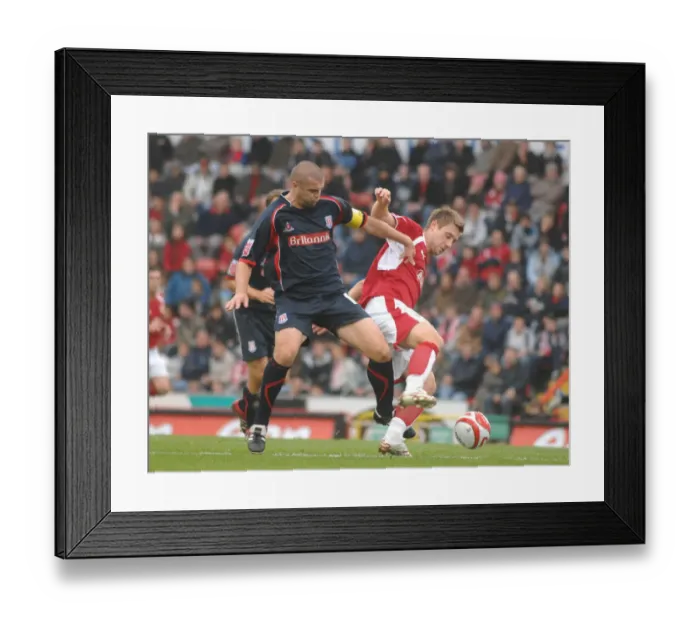 Framed Print : David Noble in Action: Bristol City vs Stoke City