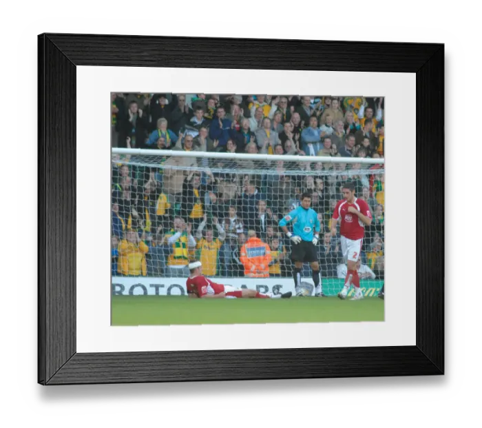 Framed Print : A Football Rivalry: Norwich City vs. Bristol City - Season 07-08 Framed Print : A Football Rivalry: Norwich City vs. Bristol City - Season 07-08