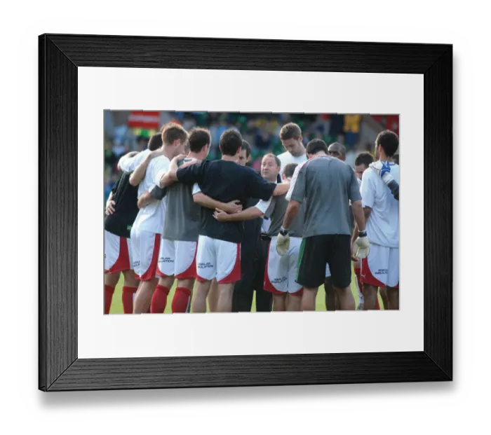Framed Print : Team Talk