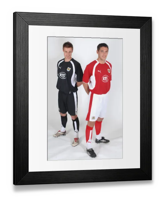 Framed Print : Bristol City's Unstoppable Defensive Duo: Bradley Orr and David Noble